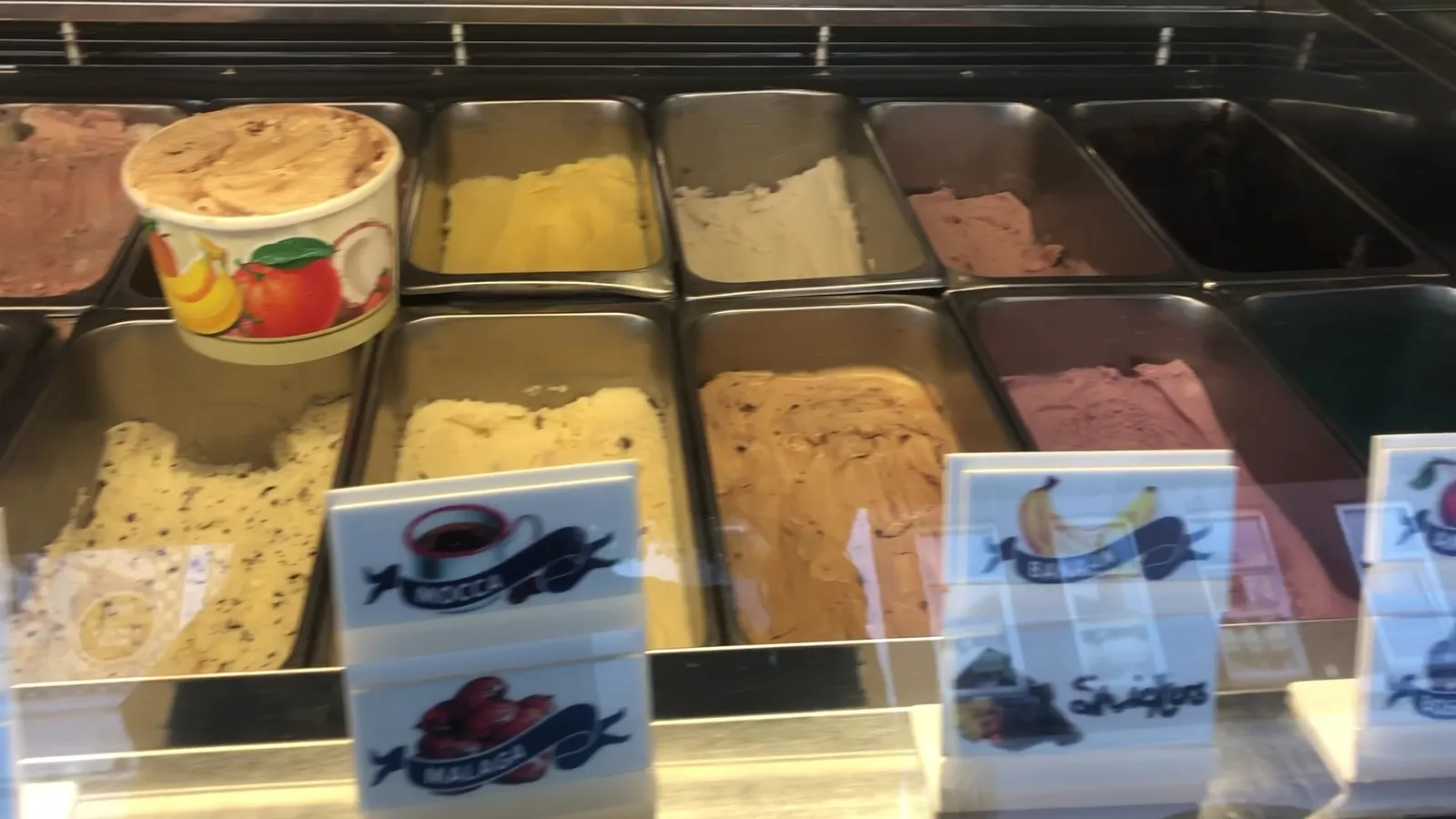 Italian ice cream parlor "Venezia" · Foto’s 9