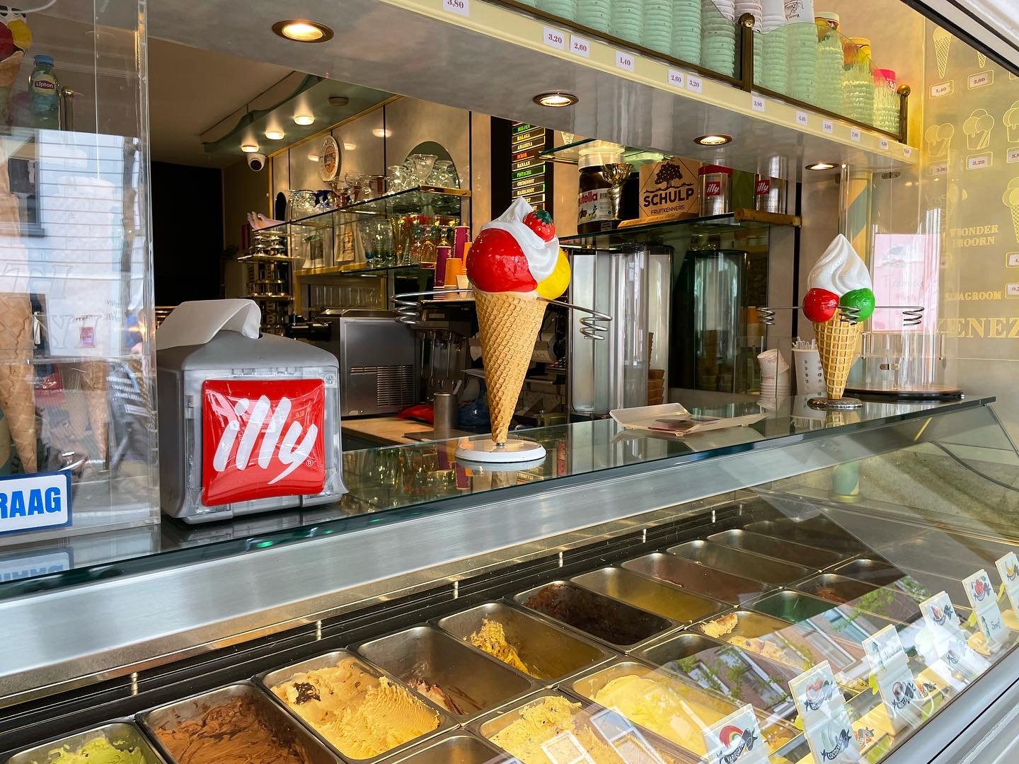 Italian ice cream parlor "Venezia" · Foto’s 2